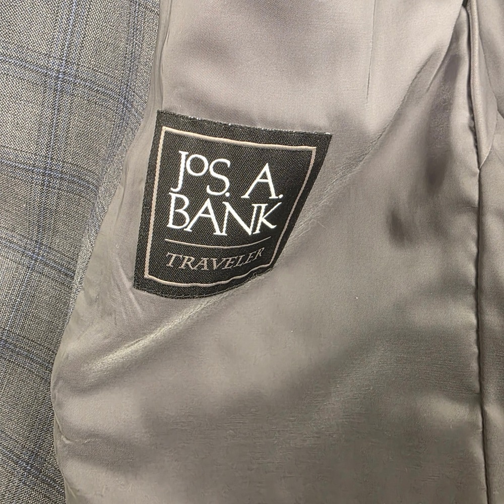 Jos A Bank Traveler Blazer Mens 48R Grey Blue Plaid 100%‎ Wool Jacket - Picture 5 of 9